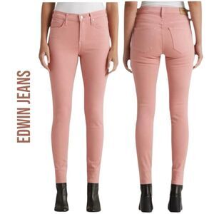 EDWIN ANTHROPOLOGIE Women’s Pixie 9” Jeans in the Size 25 in Petal Pink Color